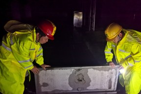 击剑联赛，云贵玄武队与岭南闪电队鏖战，VAR改判成焦点！年轻人站出来了-ayx