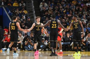 包含NBA常规赛赛程吃紧；多伦多猛龙国际比赛日临场应变；引发热议；纪律约束更严格的词条-爱游戏