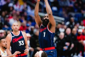 哈登新星锐不可当表现突出，TL前途光明！气势如虹延续-爱游戏